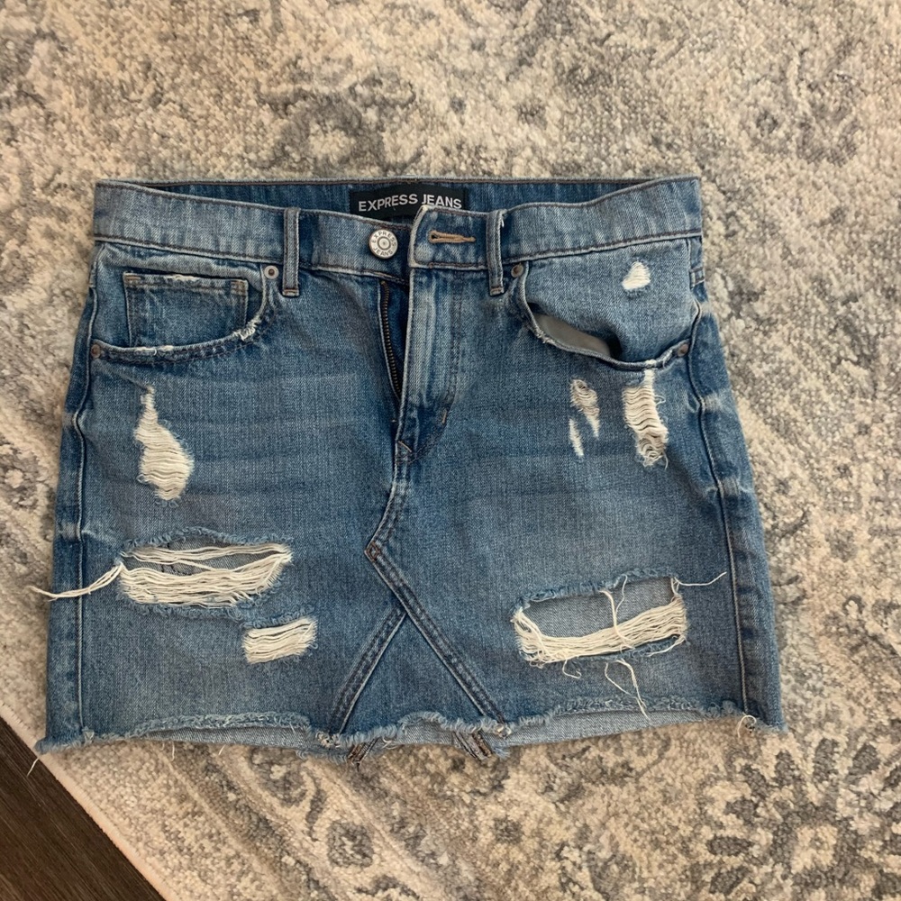 Express mini skirt